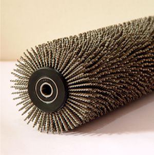 Cepillo cilíndrico con fibra de nylon y base de polipropileno para limpieza